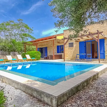 Villa Lemon Tree With Private Pool *
