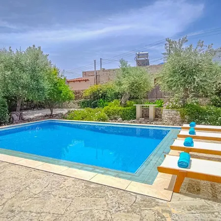 Lemon Tree With Private Pool